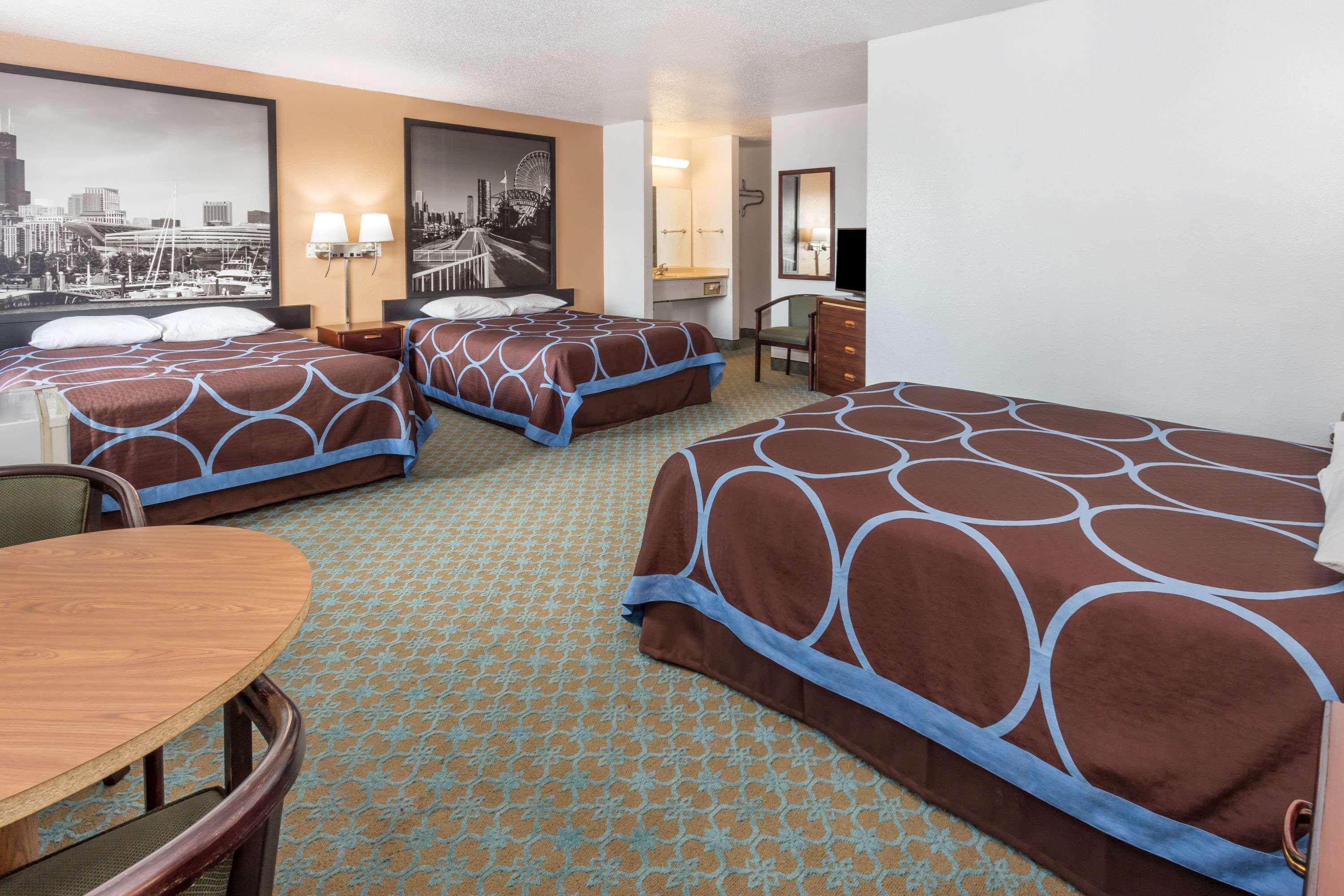 Super 8 By Wyndham Bourbonnais/Kankakee Area Buitenkant foto